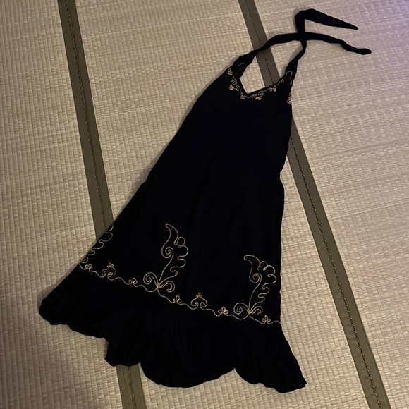 Embroidery halter midi dress - Picture 1 of 4